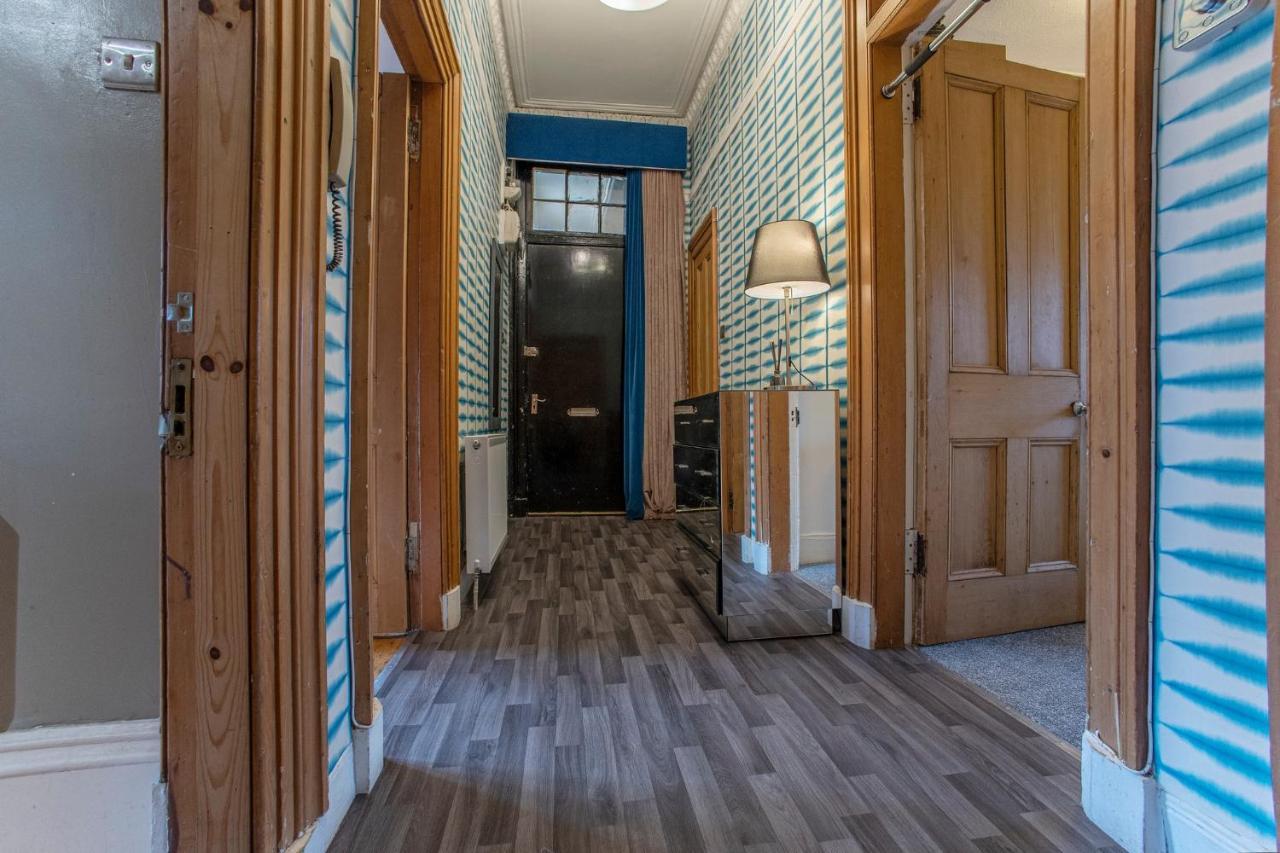 2 Bed In Great Location 15-20 Minutes Walk To Sec Lägenhet Glasgow Exteriör bild